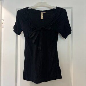 Eyeshadow Black Scoop Neck T Shirt